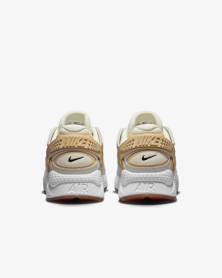 Gold nike air huarache best sale